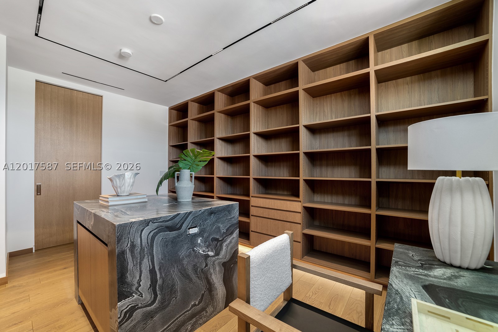 3045 N Bay Rd Miami Beach, FL 33140