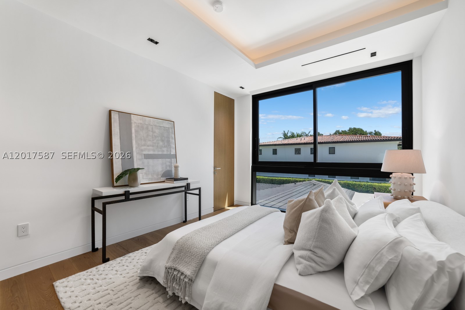 3045 N Bay Rd Miami Beach, FL 33140