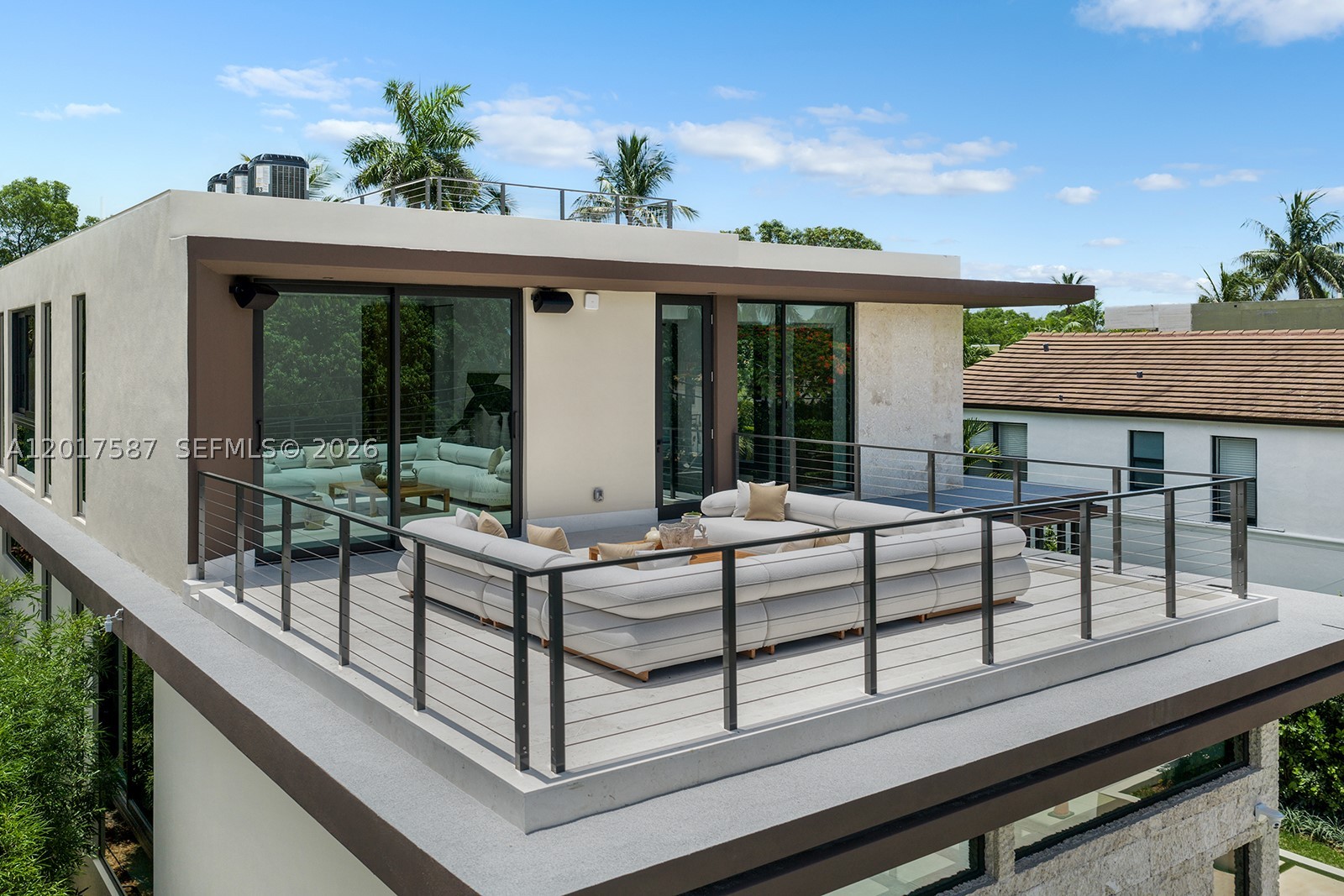 3045 N Bay Rd Miami Beach, FL 33140