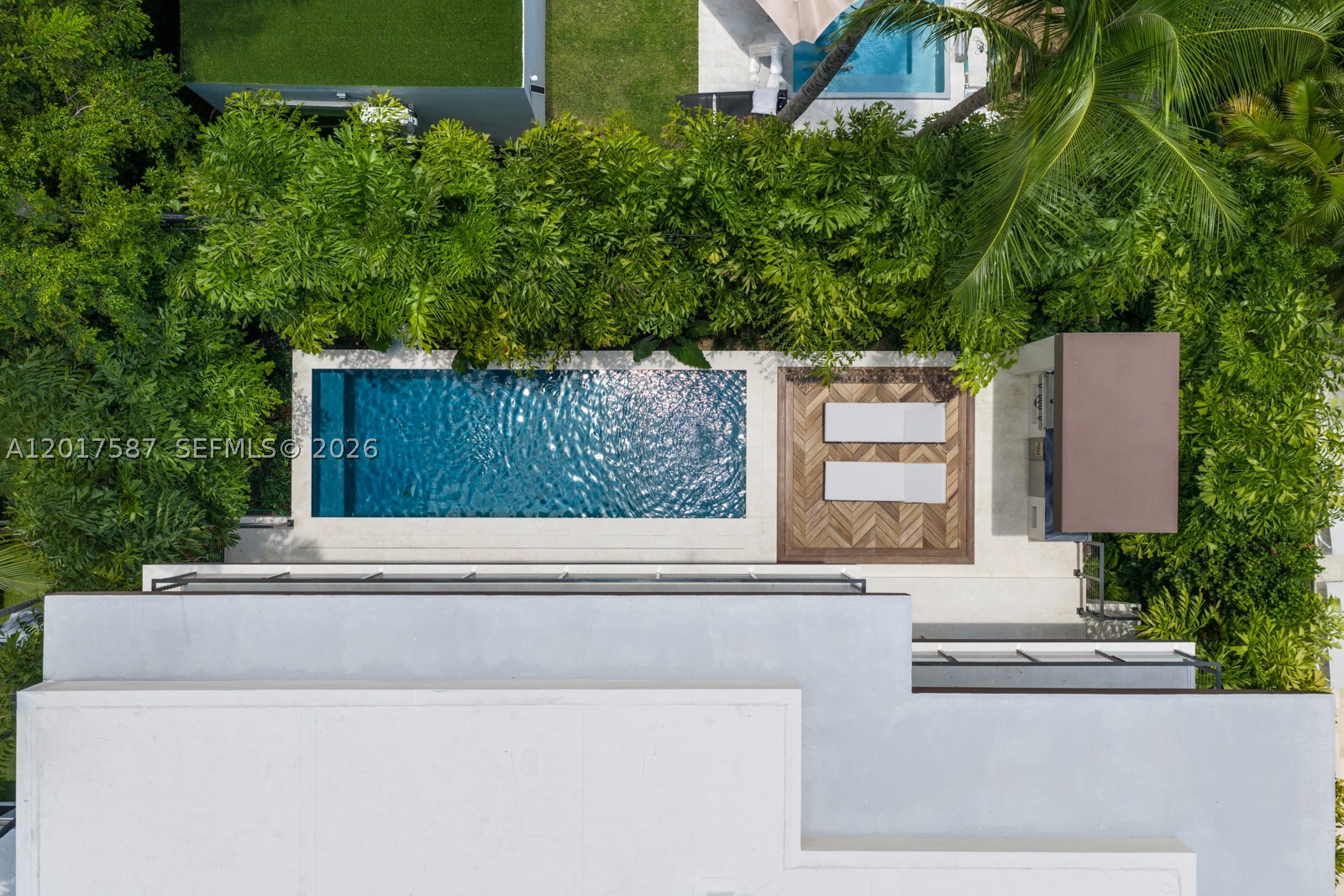 3045 N Bay Rd Miami Beach, FL 33140