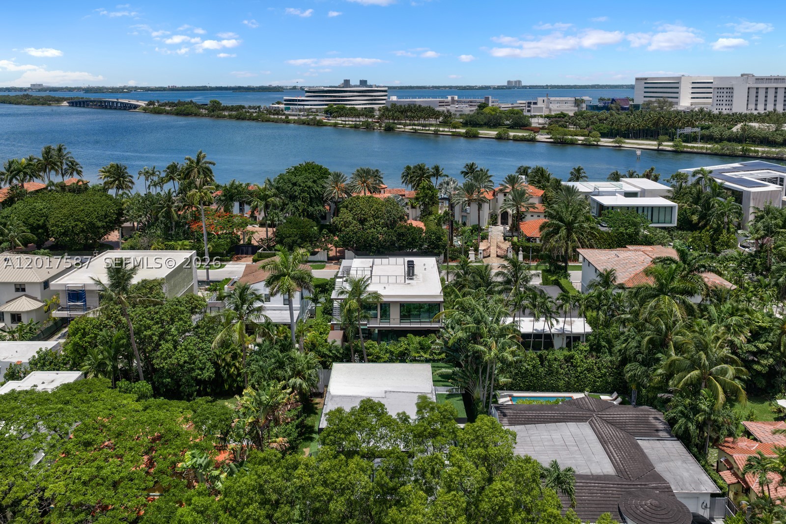 3045 N Bay Rd Miami Beach, FL 33140