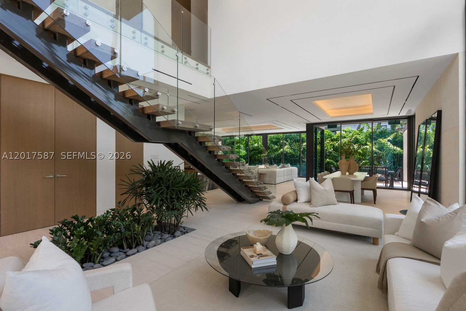 3045 N Bay Rd Miami Beach, FL 33140
