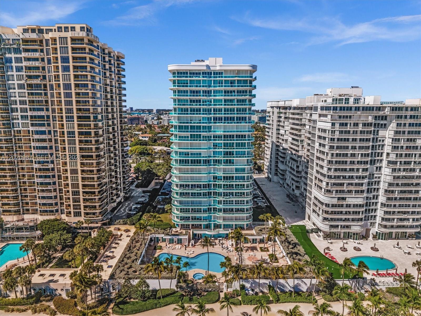 10101 Collins Ave #18C + CABANA Bal Harbour, FL 33154
