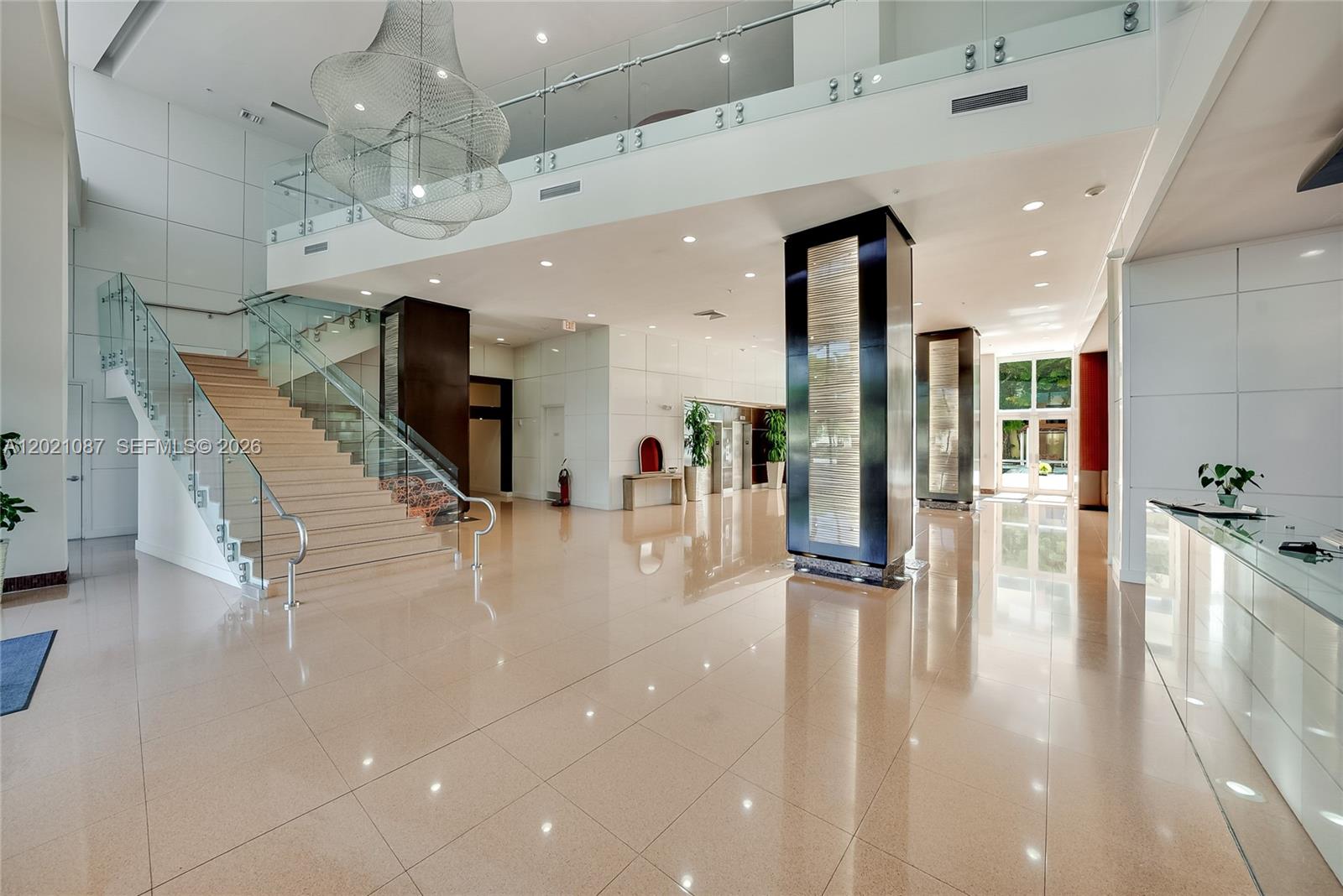 image The Venture at Aventura3
