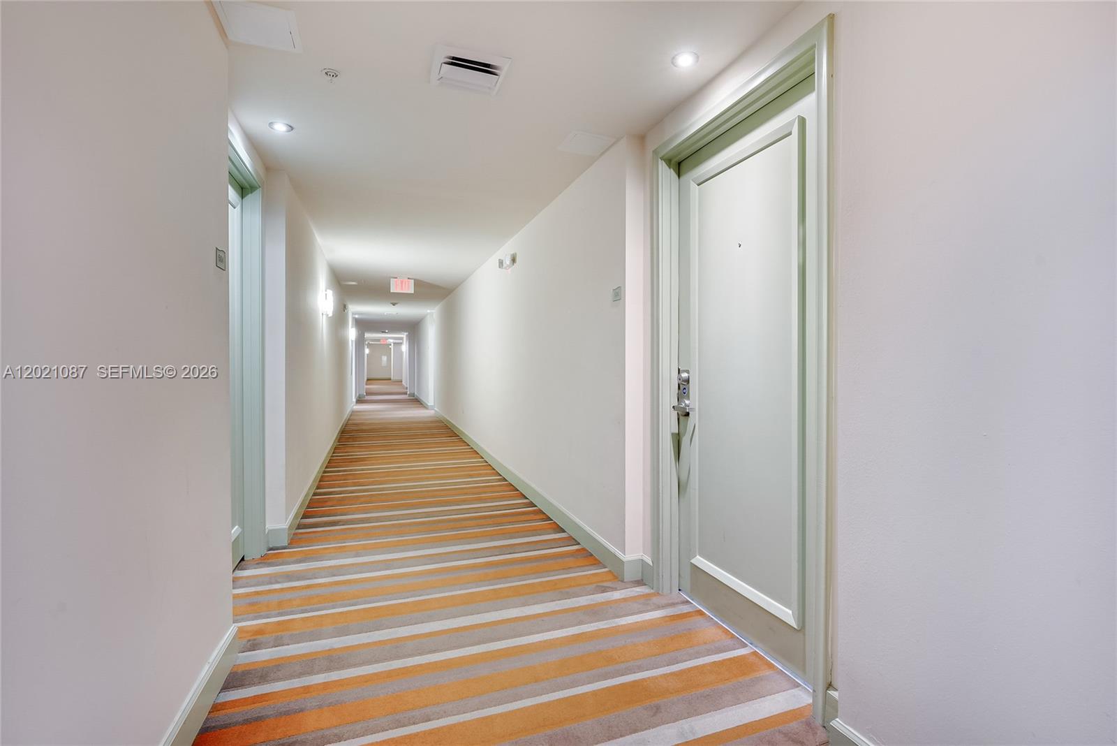 image The Venture at Aventura4