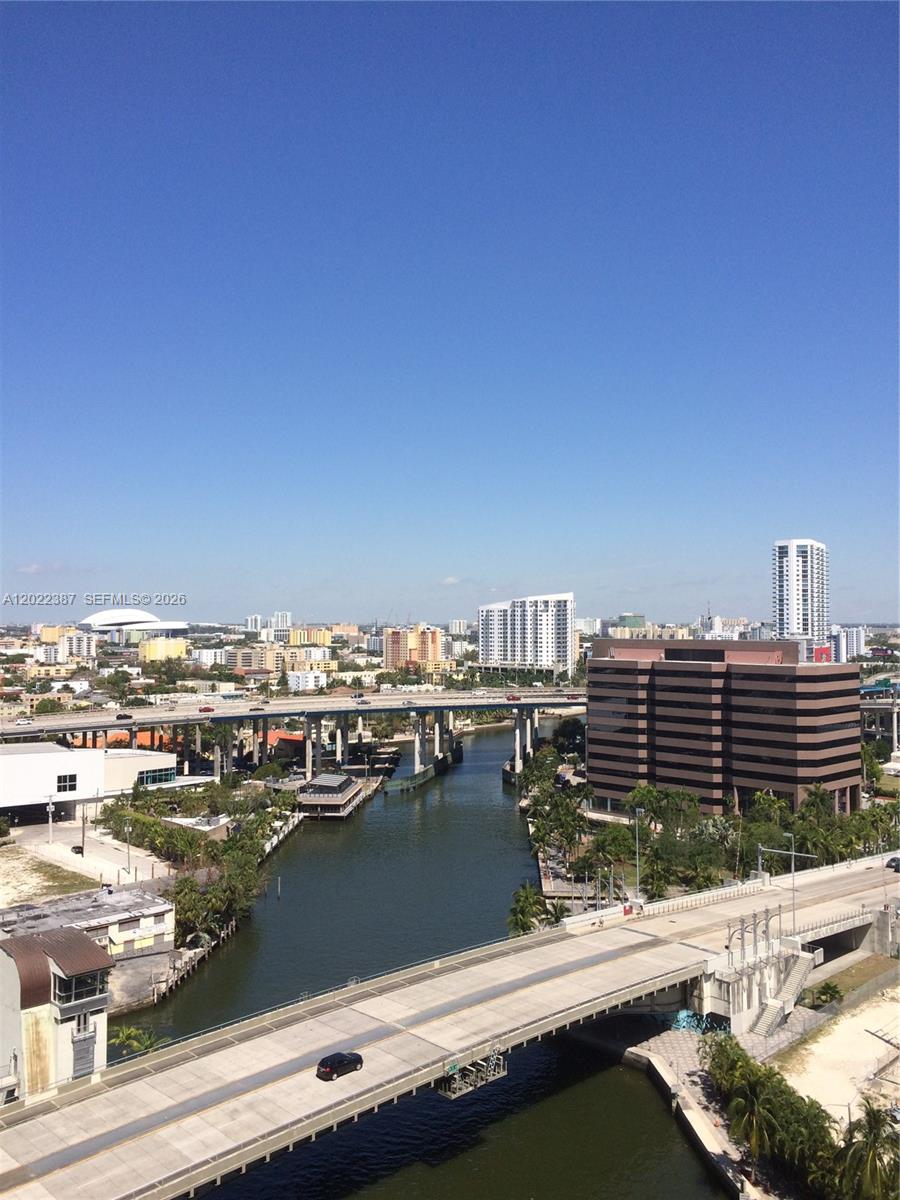 image Latitude on the River14