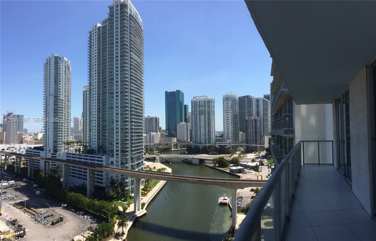 image Latitude on the River16