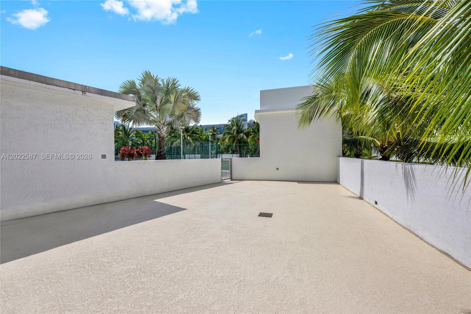 3029 NE 188th St #301 Aventura, FL 33180