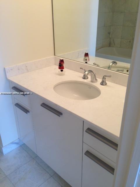 image 1060 Brickell - 10603