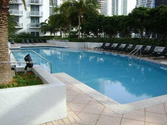 image 1060 Brickell - 10605