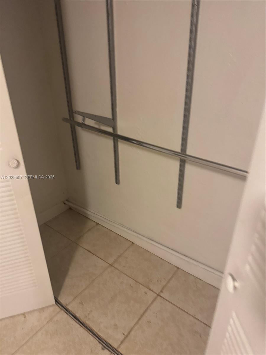 1020 SW 5th St #3 Miami, FL 33130