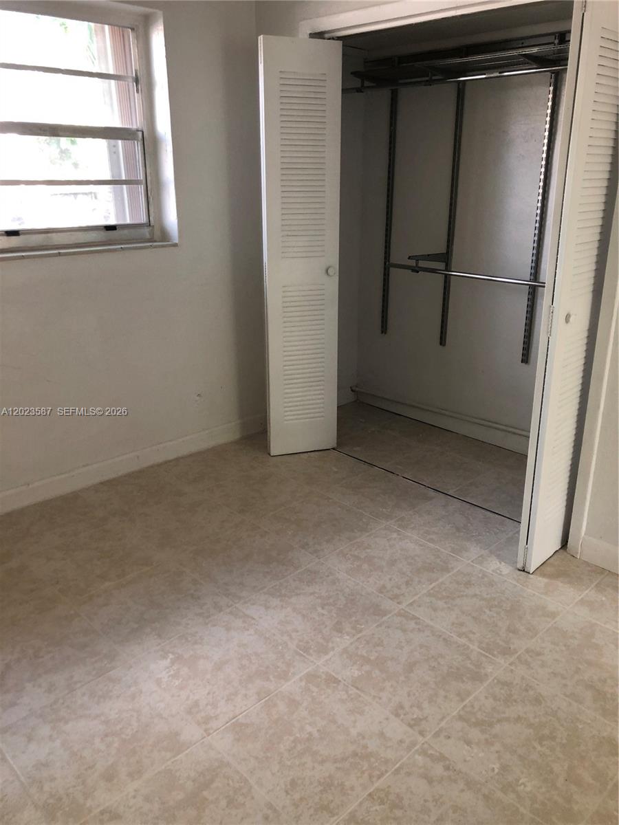 1020 SW 5th St #3 Miami, FL 33130