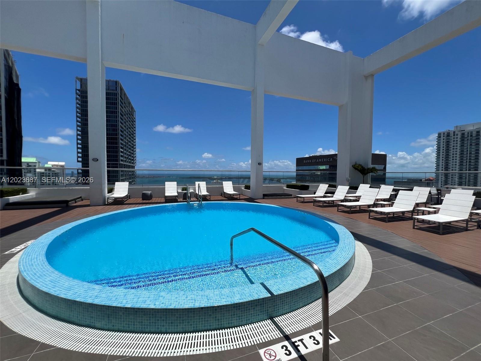 55 SE 6th St #1506