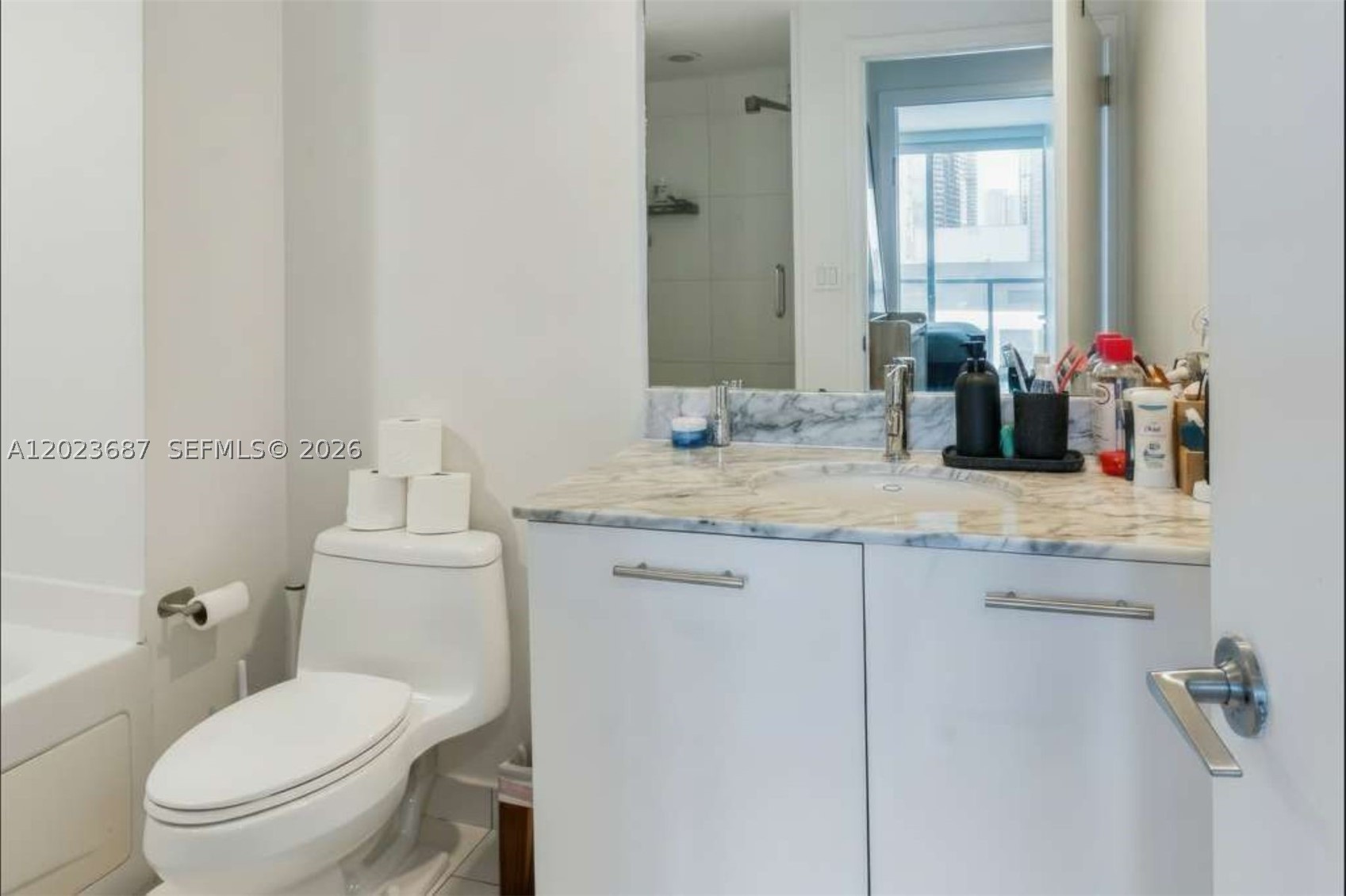 image 500 Brickell West17