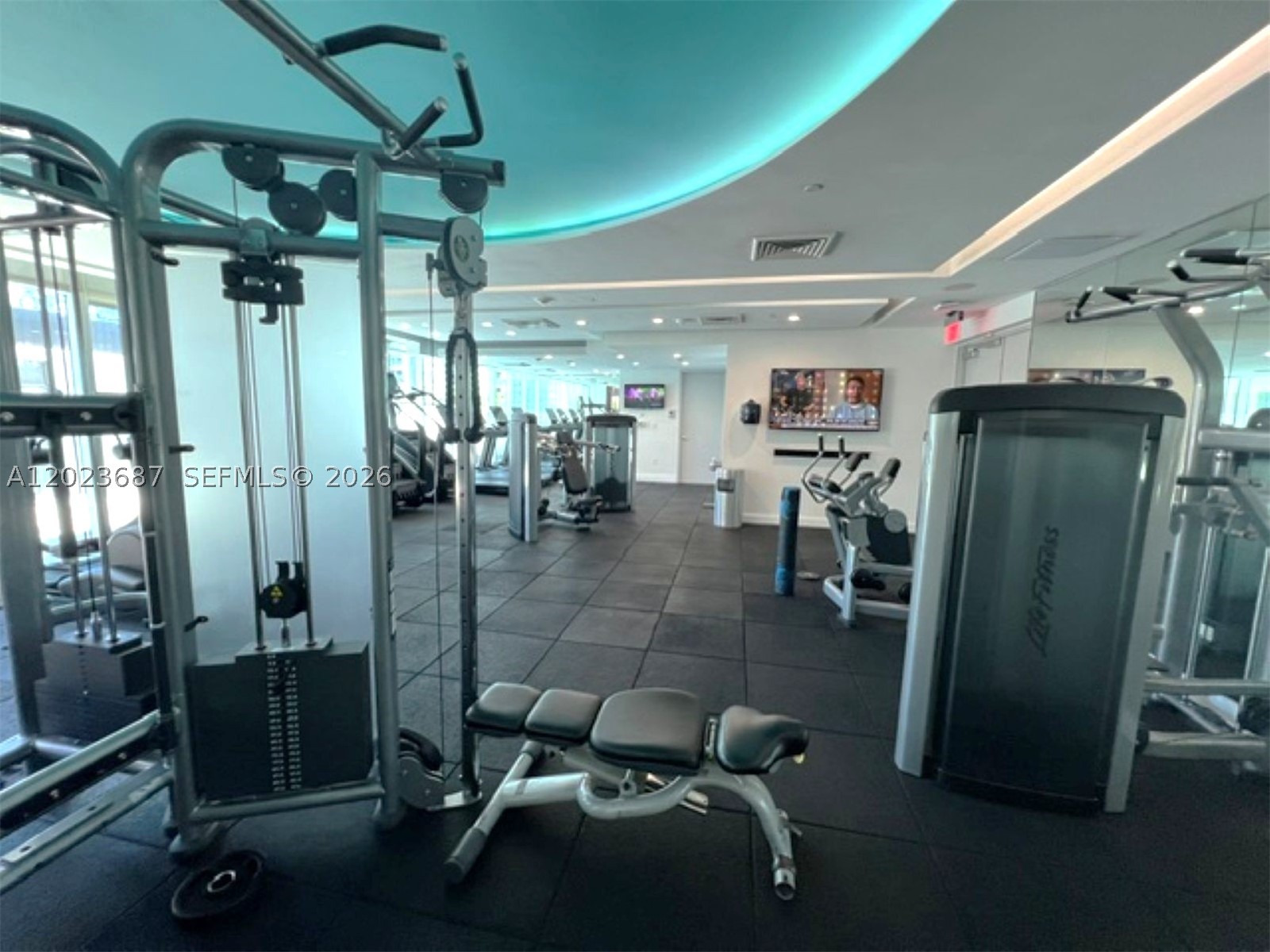 image 500 Brickell West19