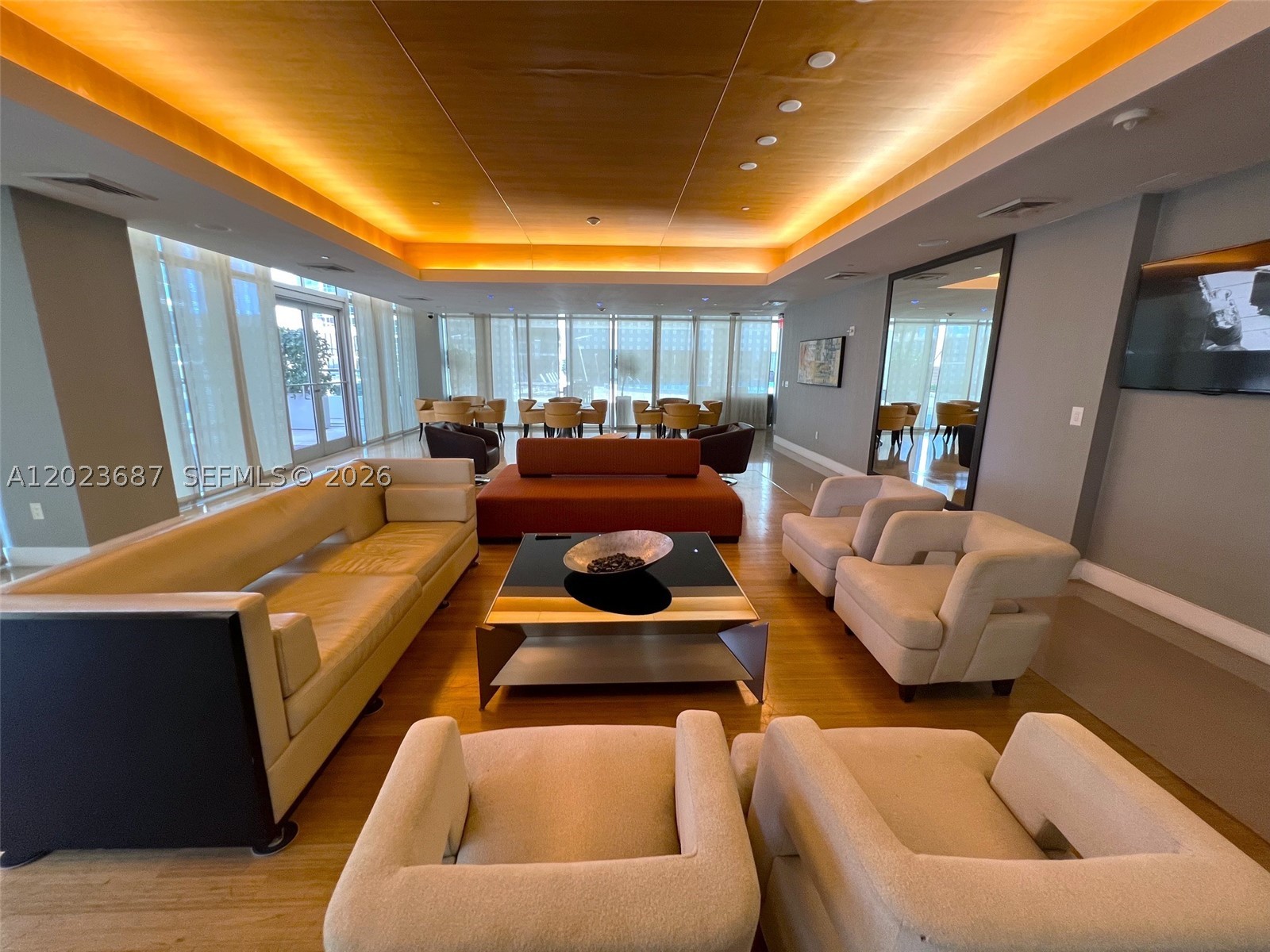 image 500 Brickell West24