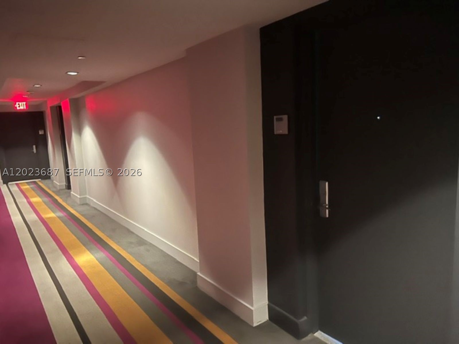 image 500 Brickell West3