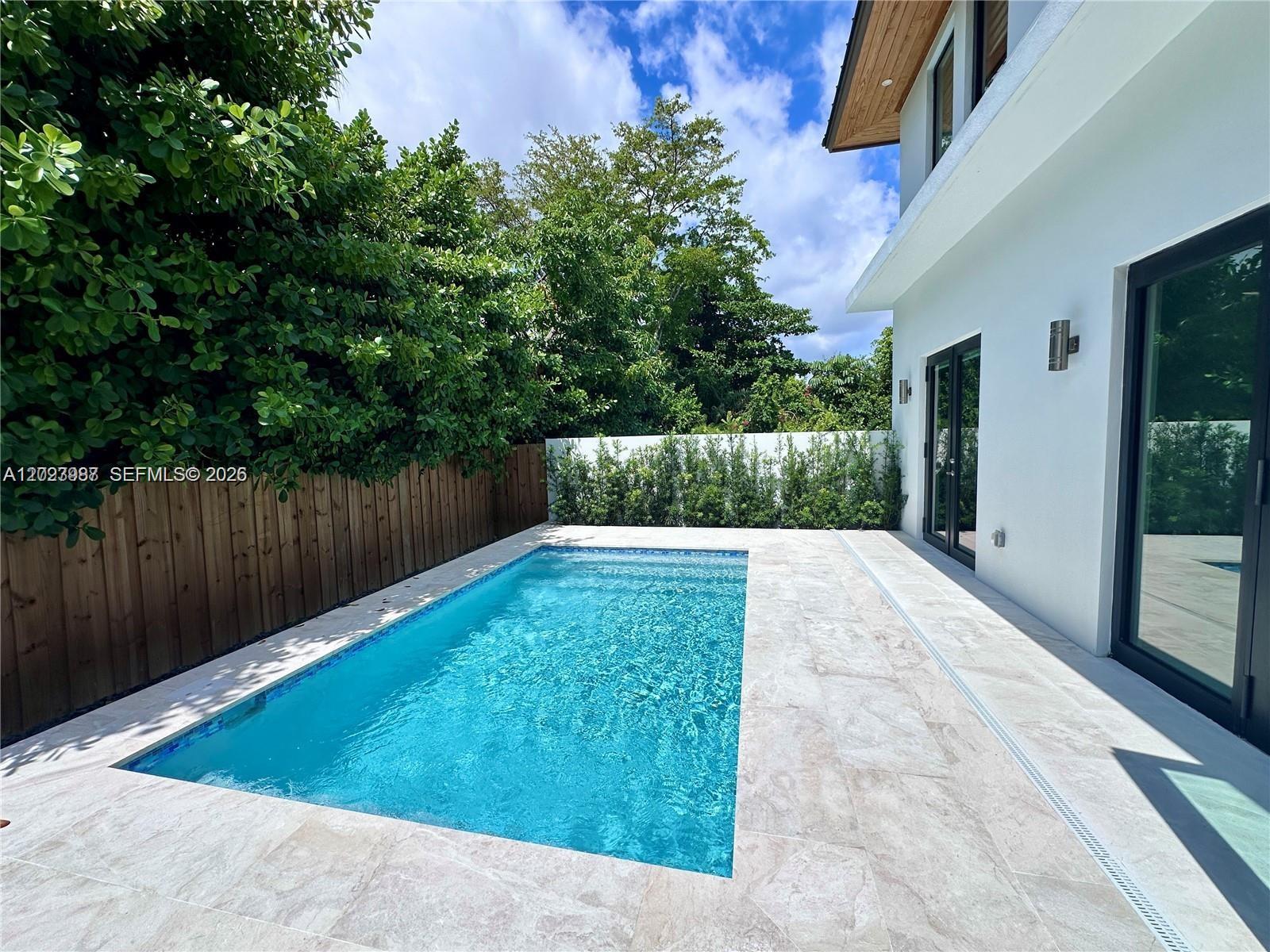 8410 SW 65th Ave South Miami, FL 33143