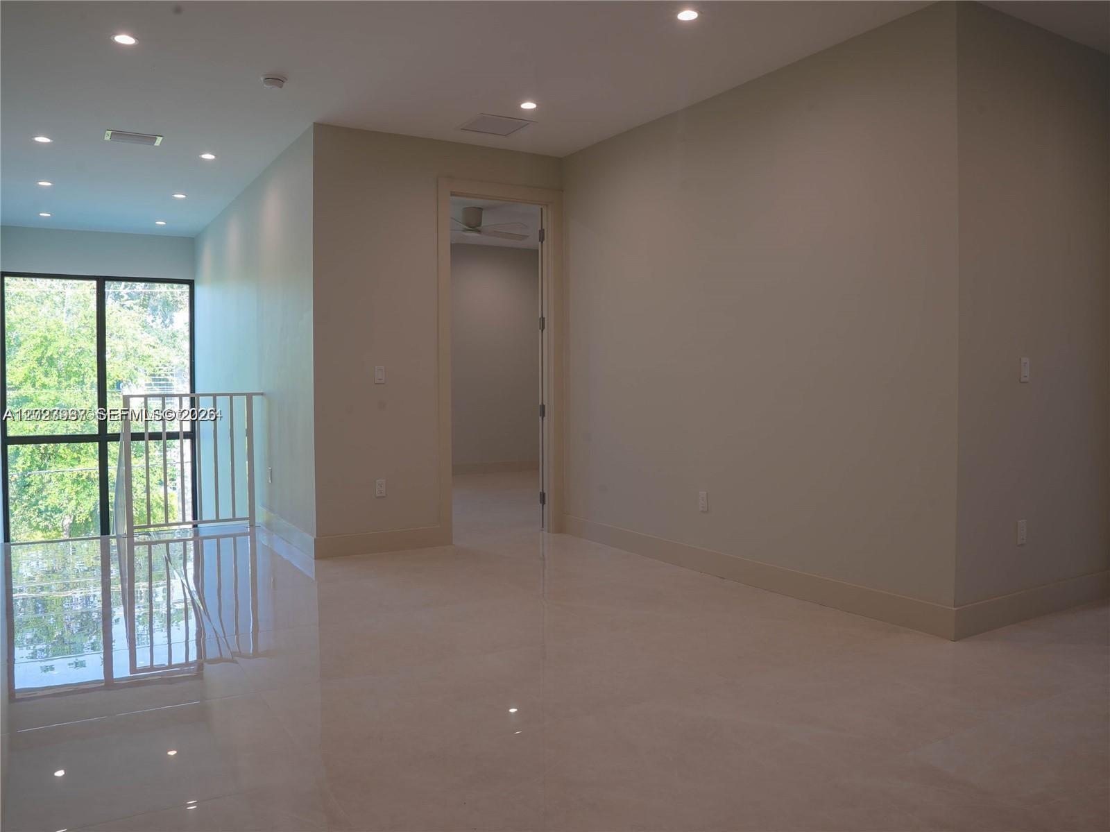 8410 SW 65th Ave South Miami, FL 33143