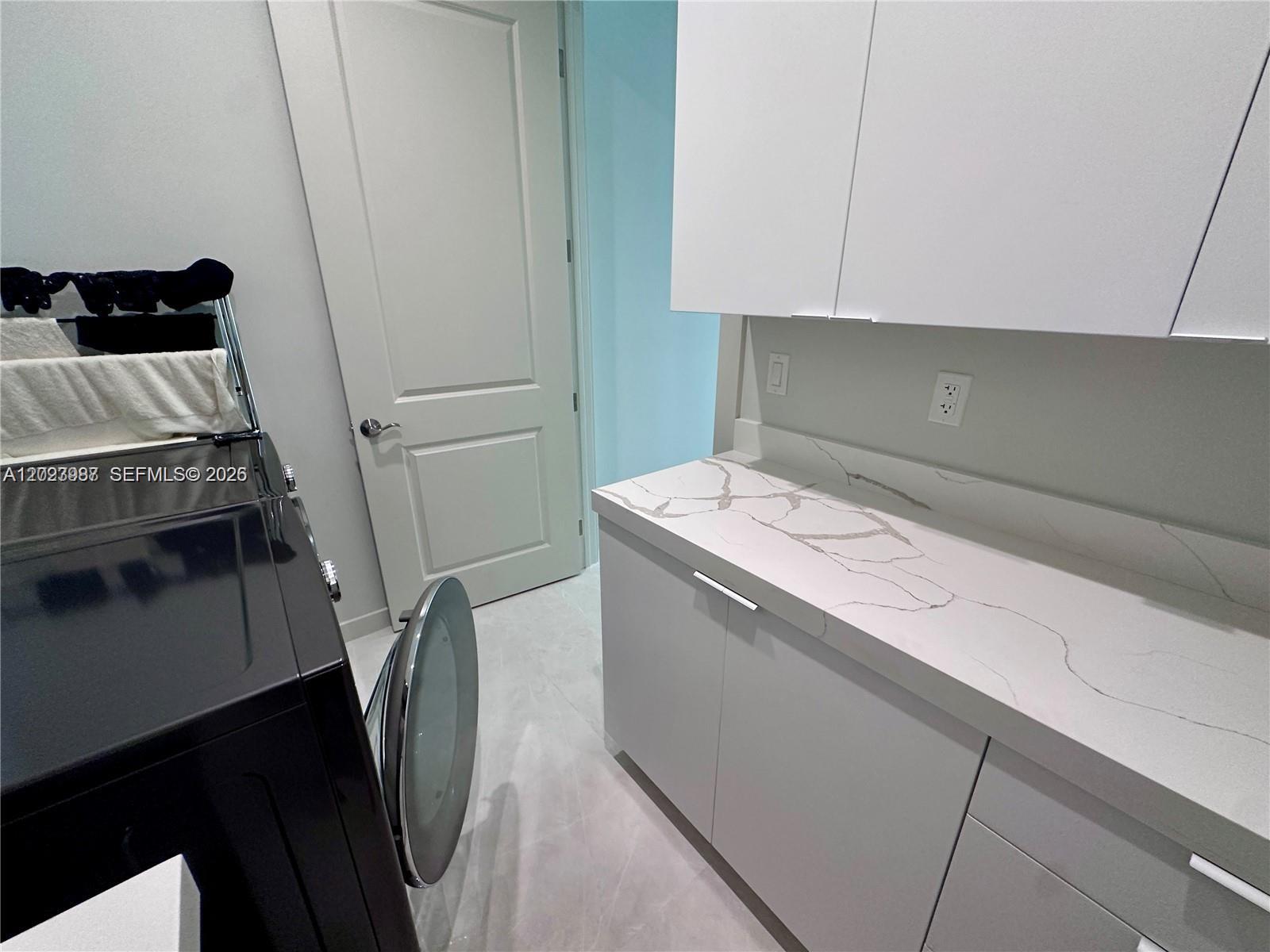 8410 SW 65th Ave South Miami, FL 33143