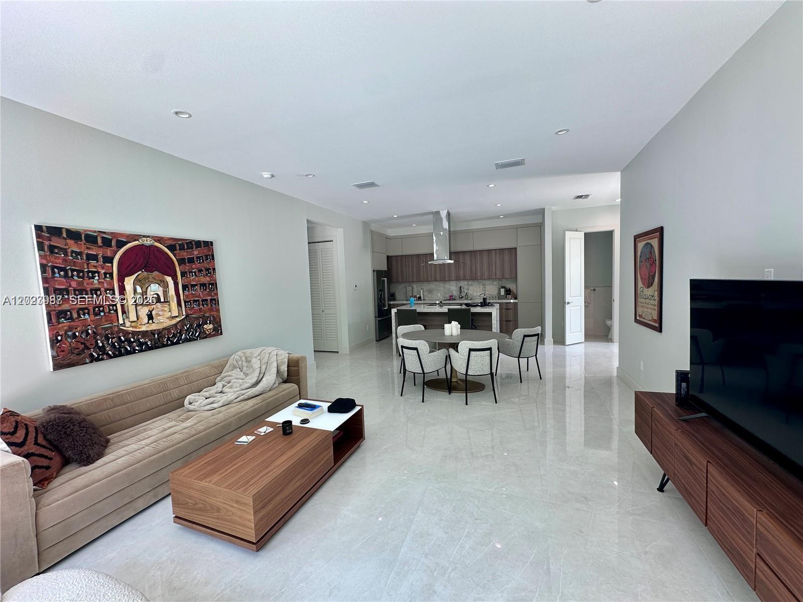 8410 SW 65th Ave South Miami, FL 33143