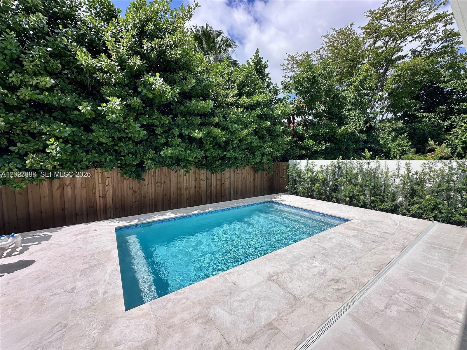 8410 SW 65th Ave South Miami, FL 33143