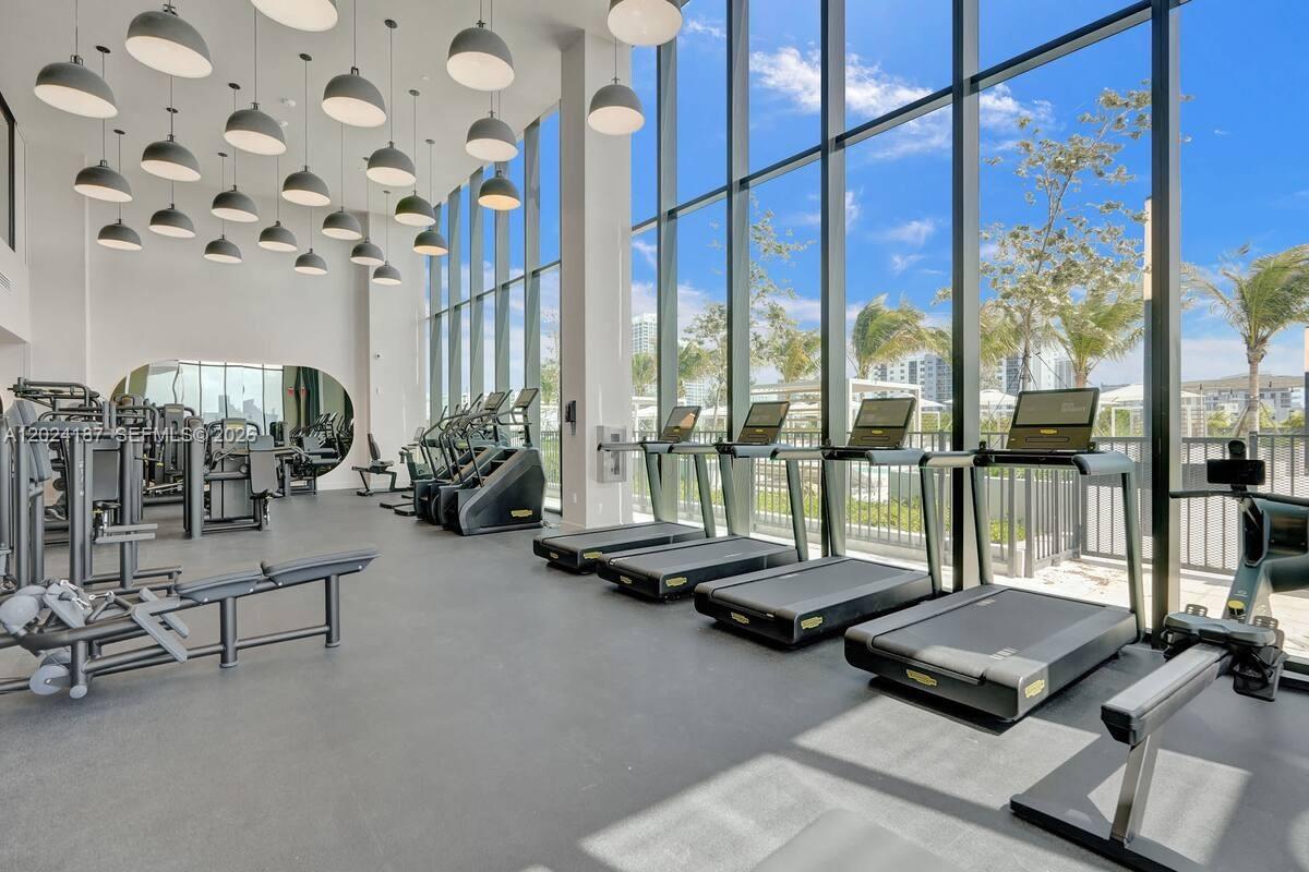 580 72th St #1804 Miami Beach, FL 34553