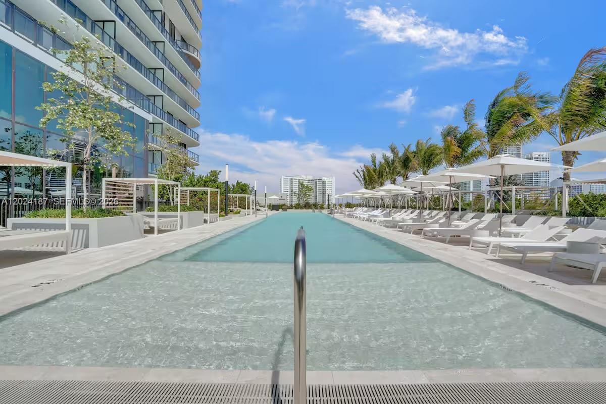 580 72th St #1804 Miami Beach, FL 34553