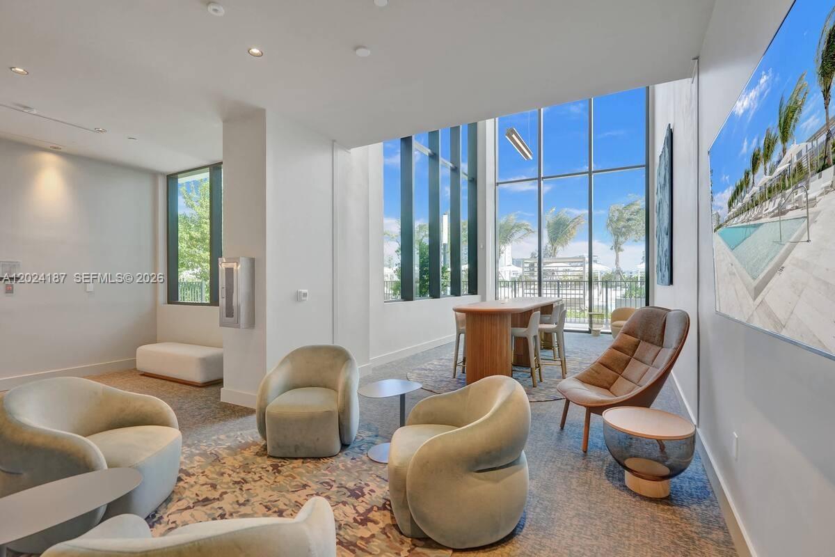 580 72th St #1804 Miami Beach, FL 34553