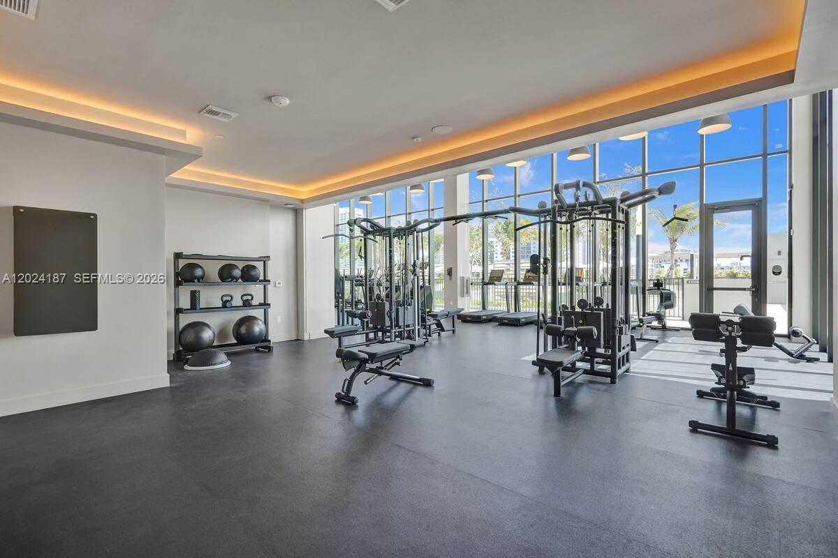 580 72th St #1804 Miami Beach, FL 34553