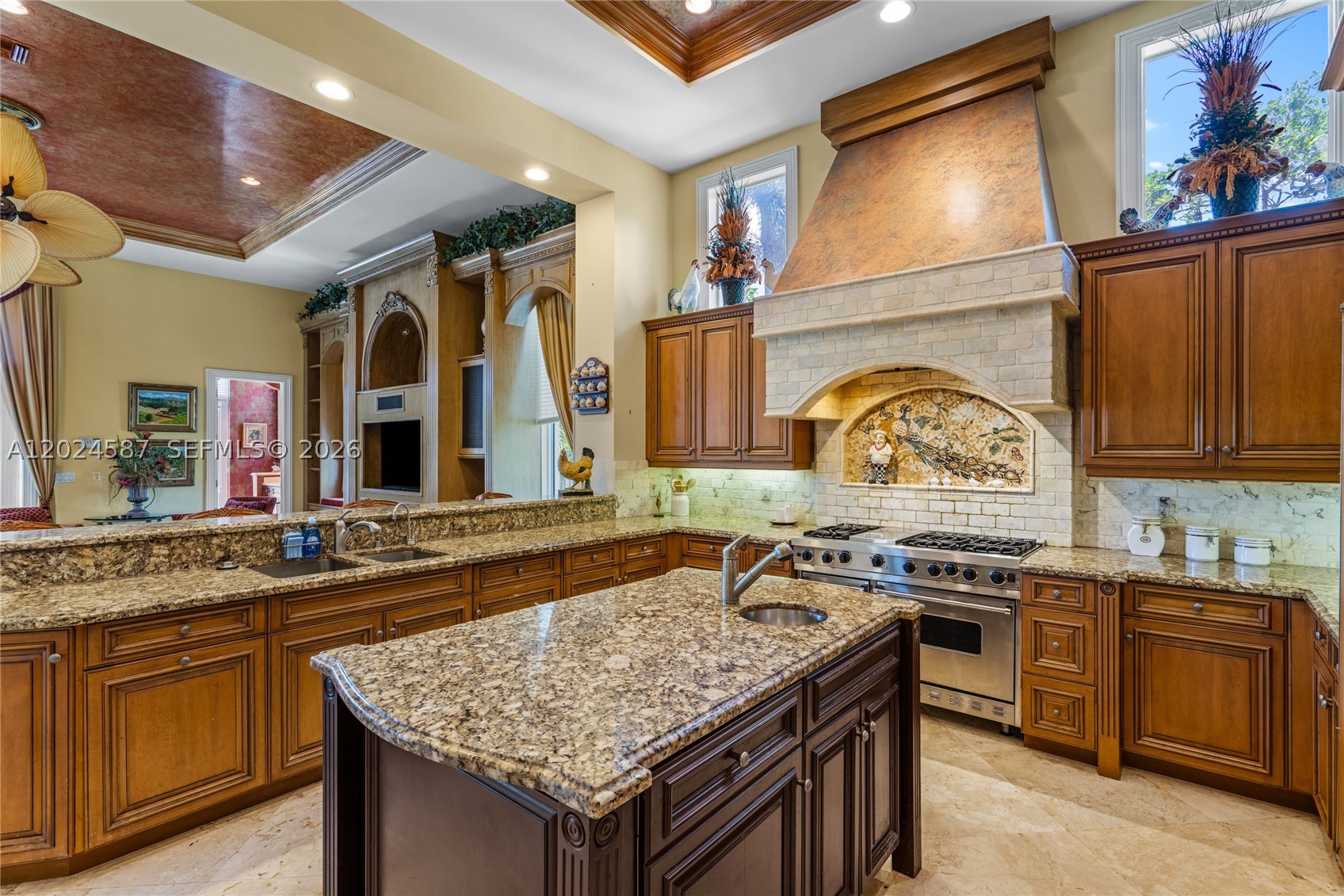 832 Harbour Isle Pl North Palm Beach, FL 33410