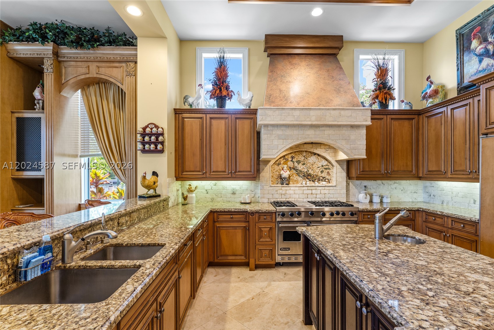 832 Harbour Isle Pl North Palm Beach, FL 33410