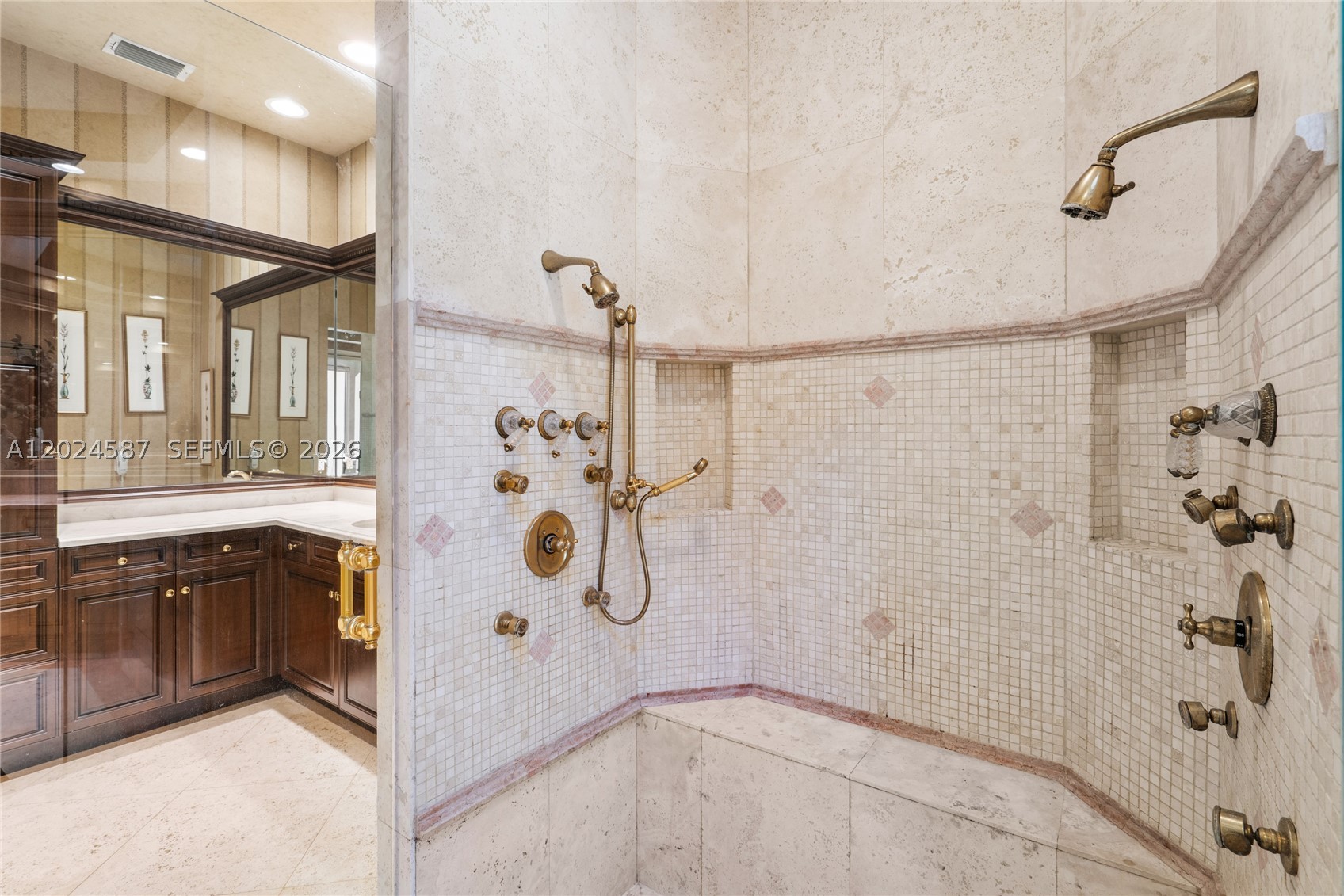 832 Harbour Isle Pl North Palm Beach, FL 33410