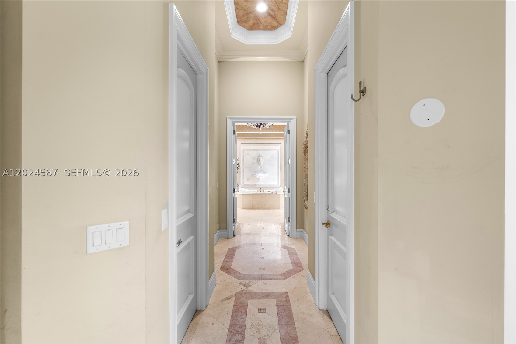 832 Harbour Isle Pl North Palm Beach, FL 33410