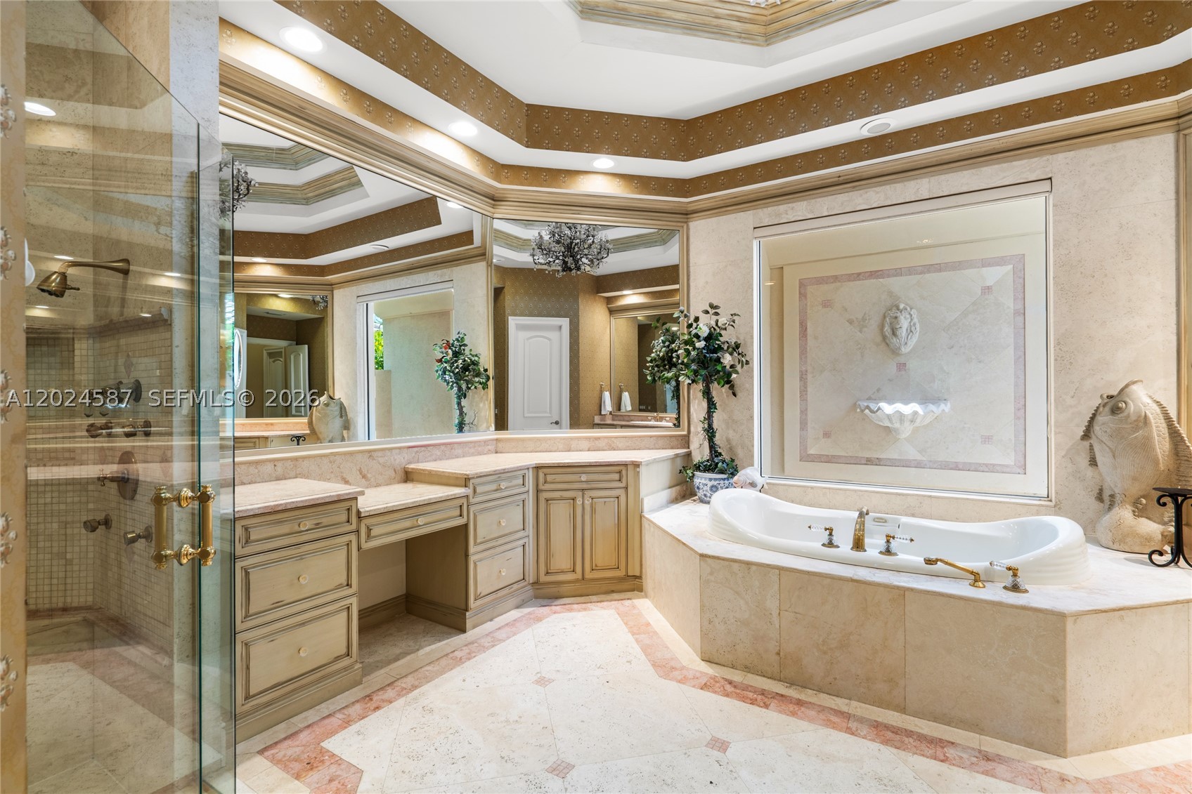 832 Harbour Isle Pl North Palm Beach, FL 33410