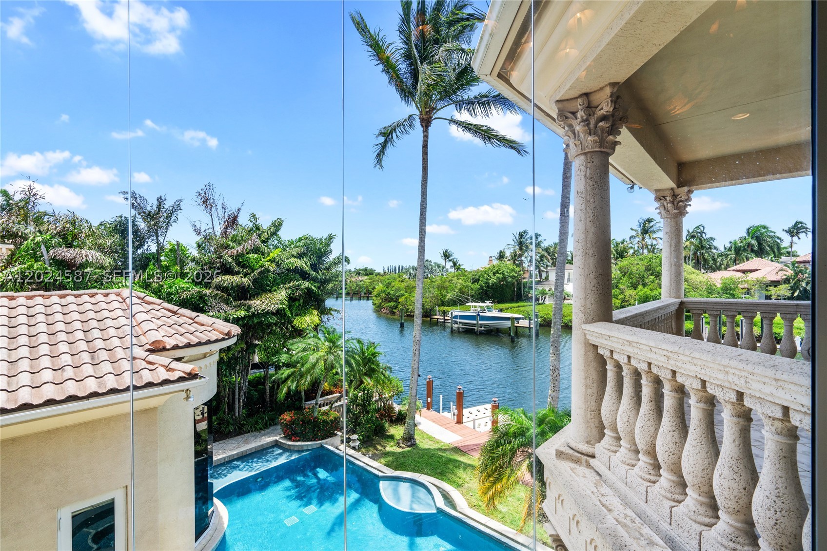 832 Harbour Isle Pl North Palm Beach, FL 33410
