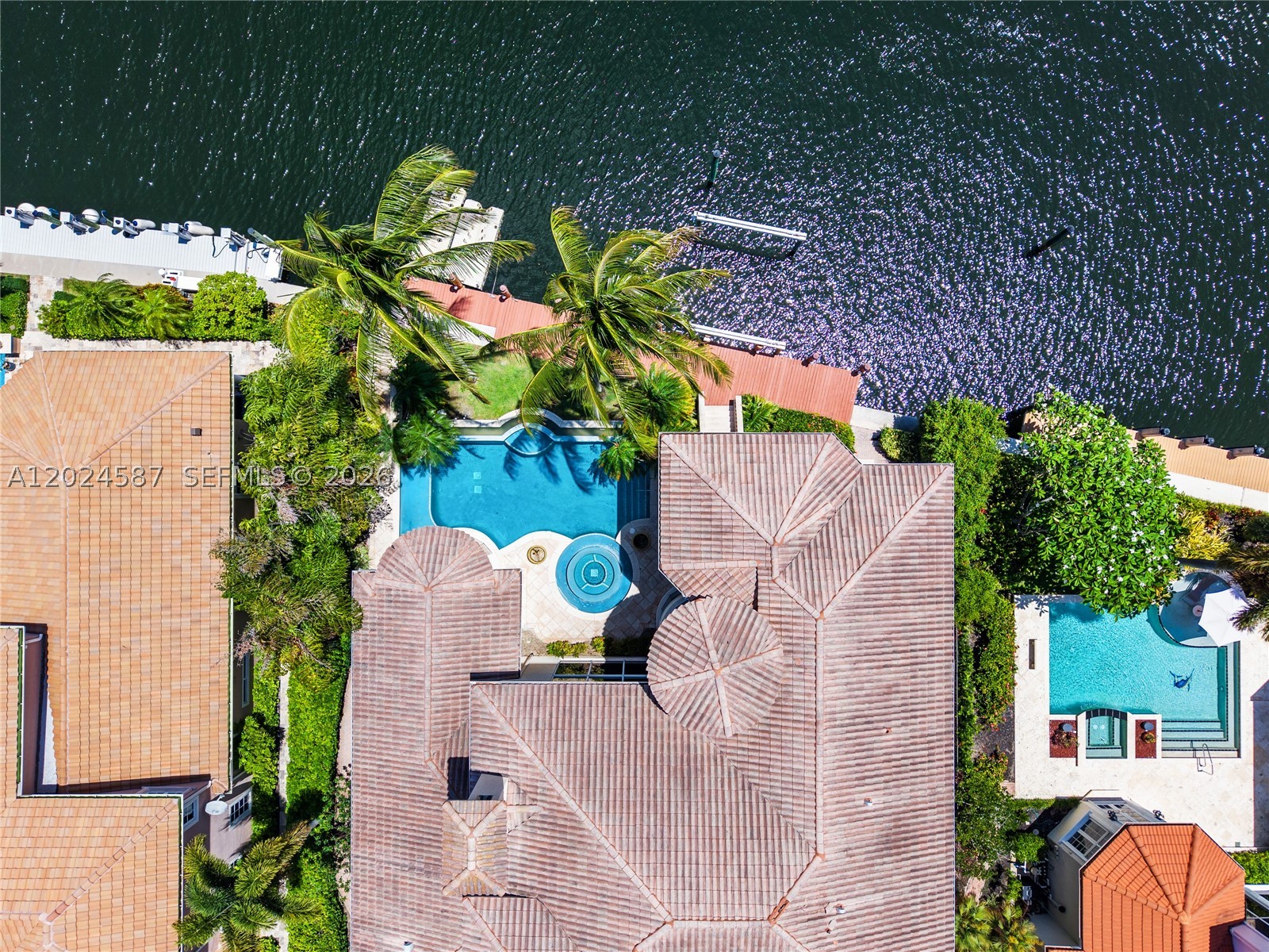 832 Harbour Isle Pl North Palm Beach, FL 33410