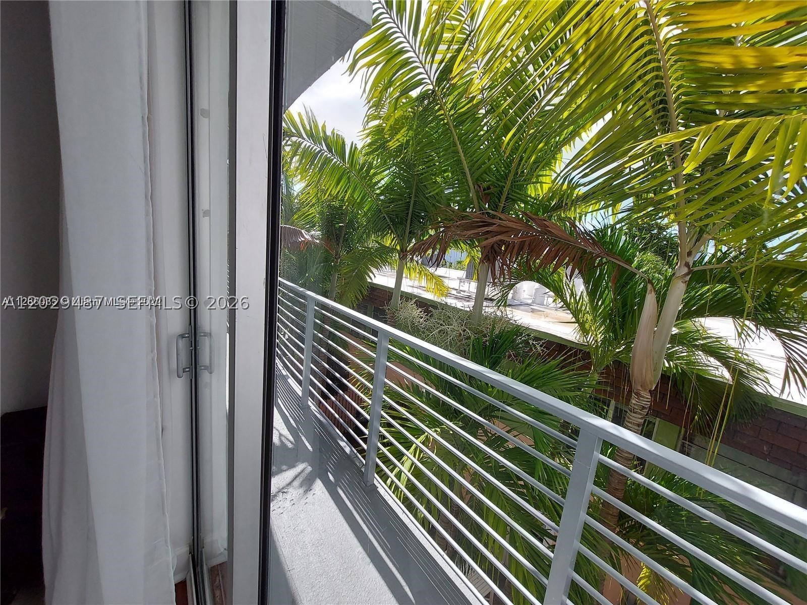 945 Michigan Ave #5 Miami Beach, FL 33139
