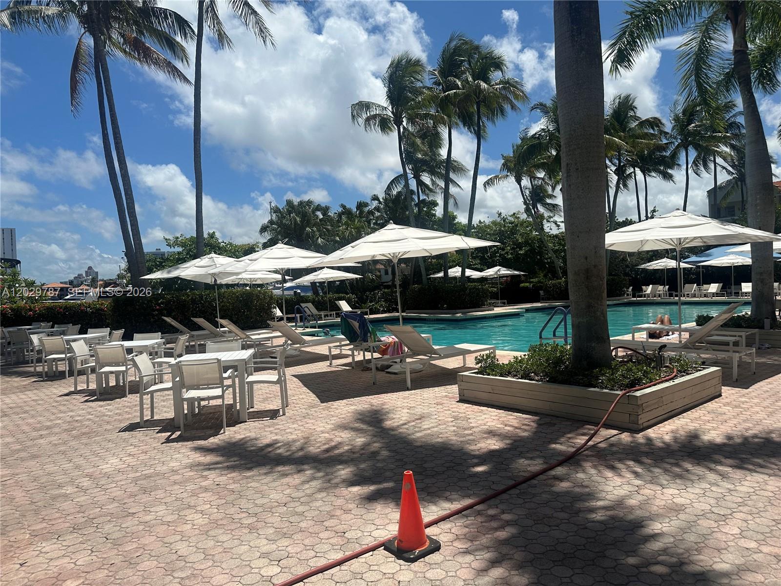 3640 Yacht Clb Dr #1403 Aventura, FL 33180