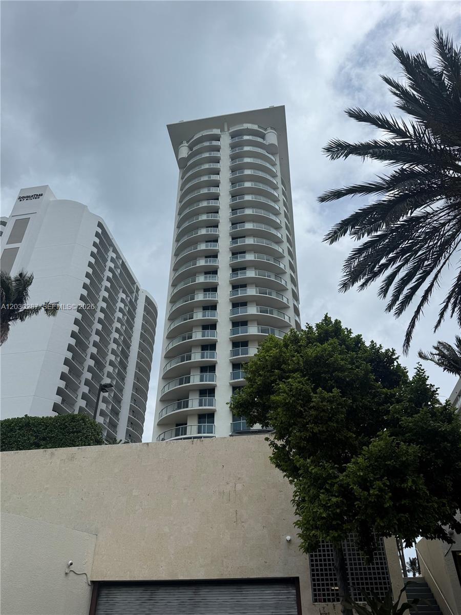 17315 Collins Ave #1406 Sunny Isles Beach, FL 33160