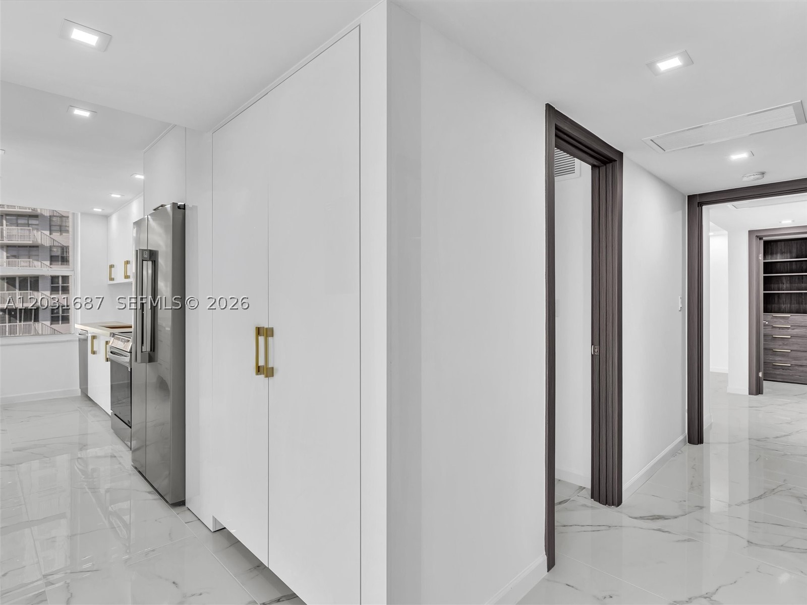 image Winston Towers 30017