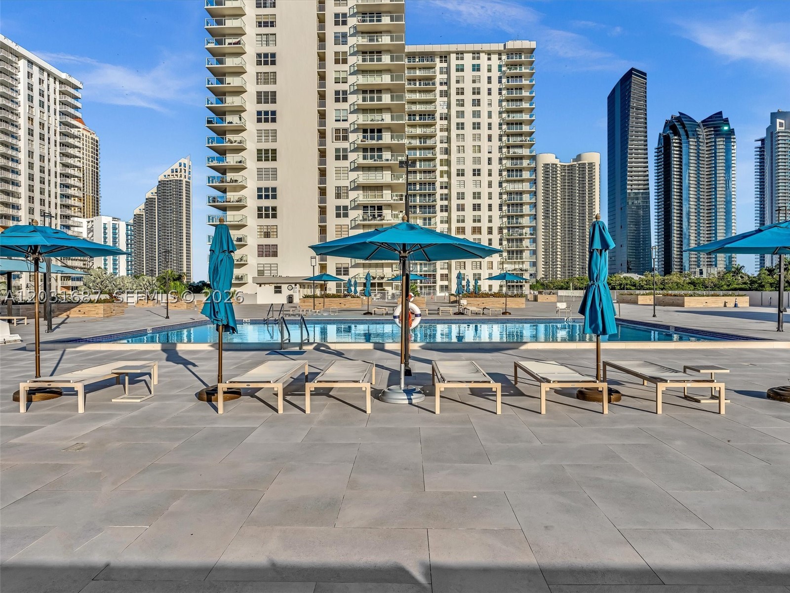 image Winston Towers 30046
