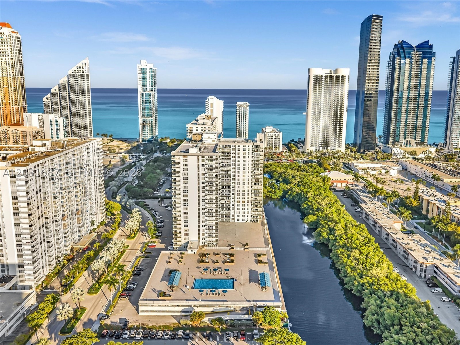 image Winston Towers 30052