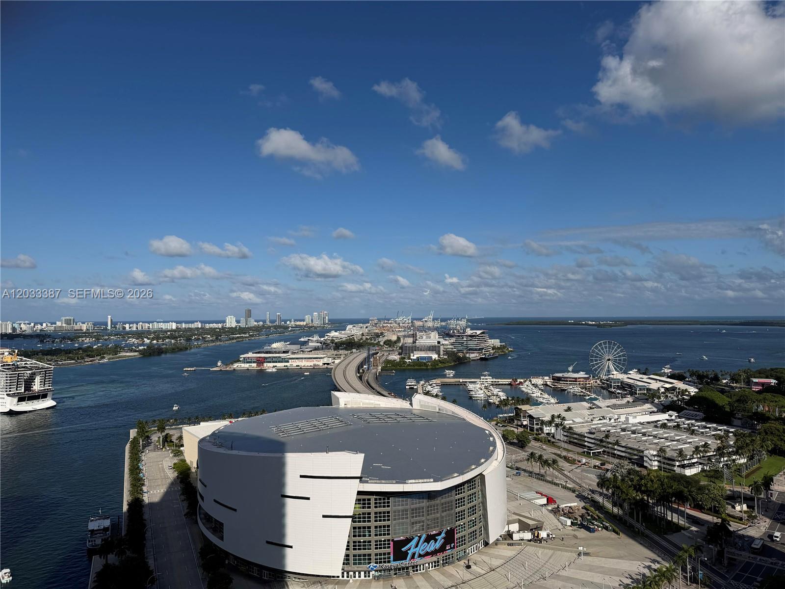 888 Biscayne Blvd #3001 Miami, FL 33132
