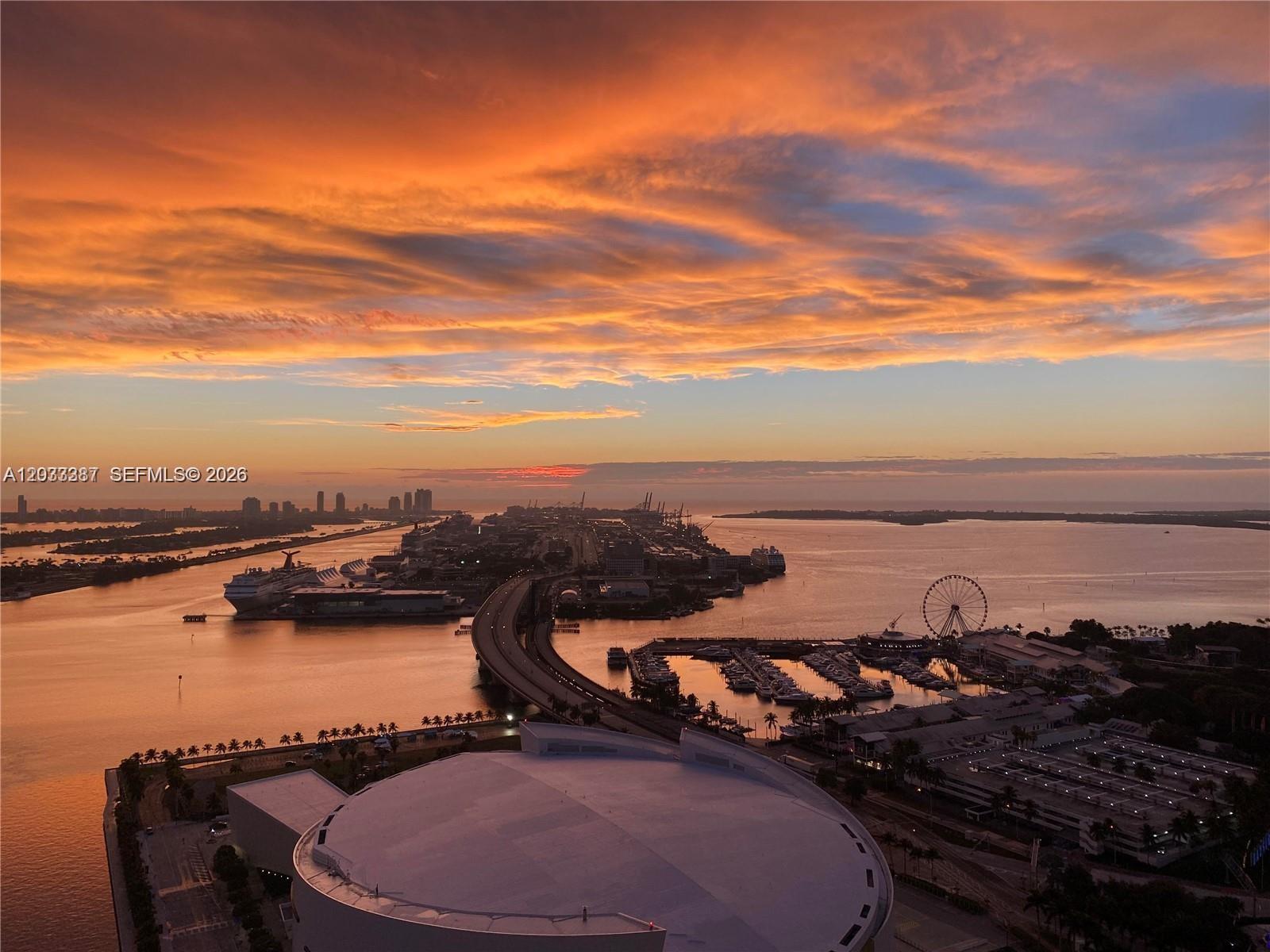 888 Biscayne Blvd #3001 Miami, FL 33132
