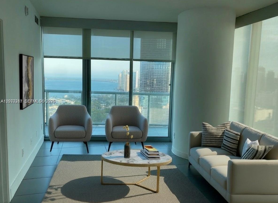 888 Biscayne Blvd #3001 Miami, FL 33132