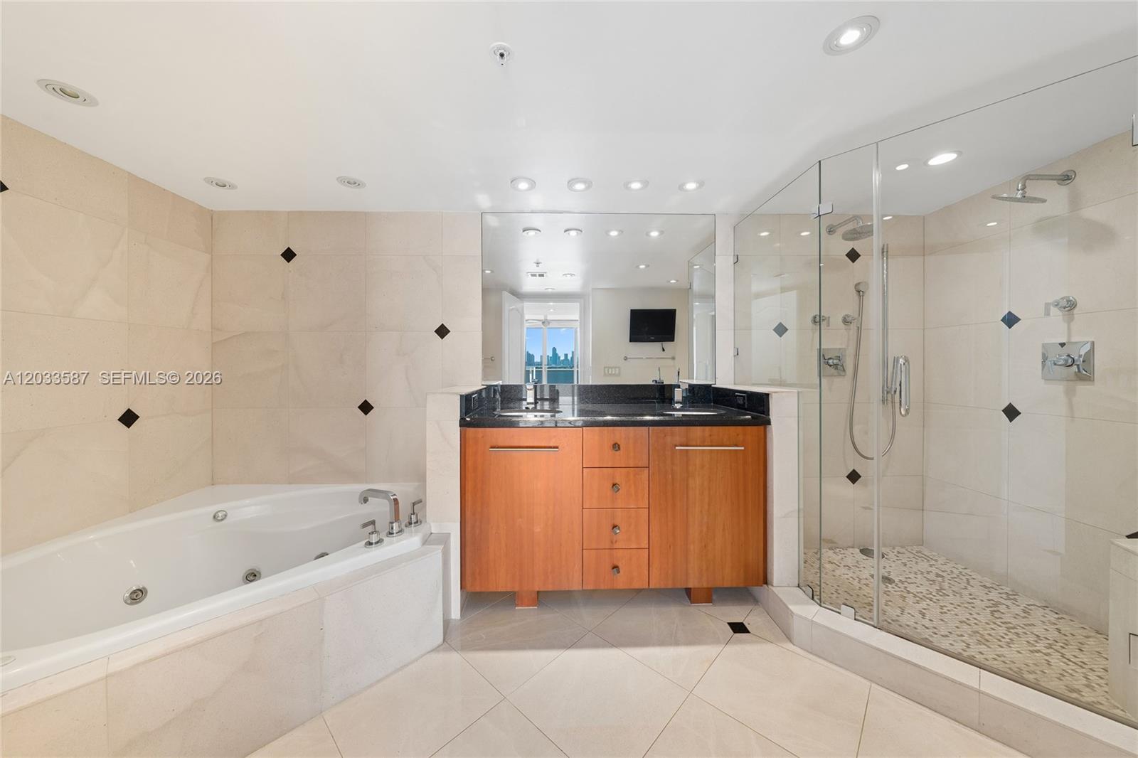 1900 Sunset Harbour #1008 Miami Beach, FL 33139
