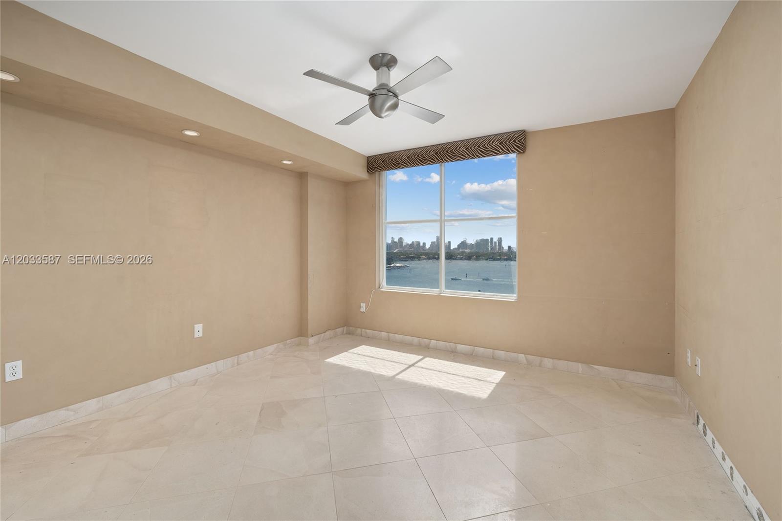 1900 Sunset Harbour #1008 Miami Beach, FL 33139