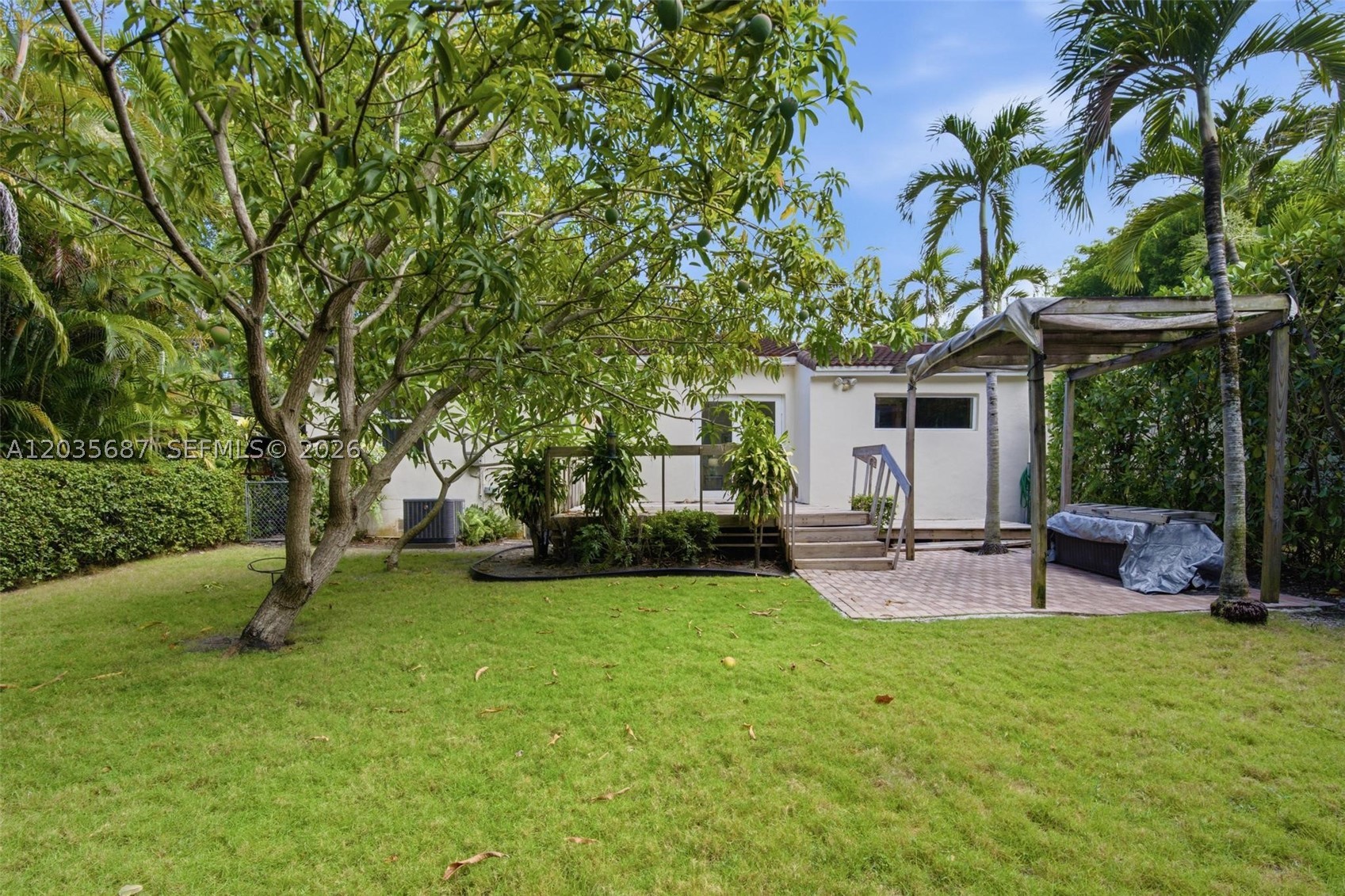 2355 Overbrook St Coconut Grove, FL 33133