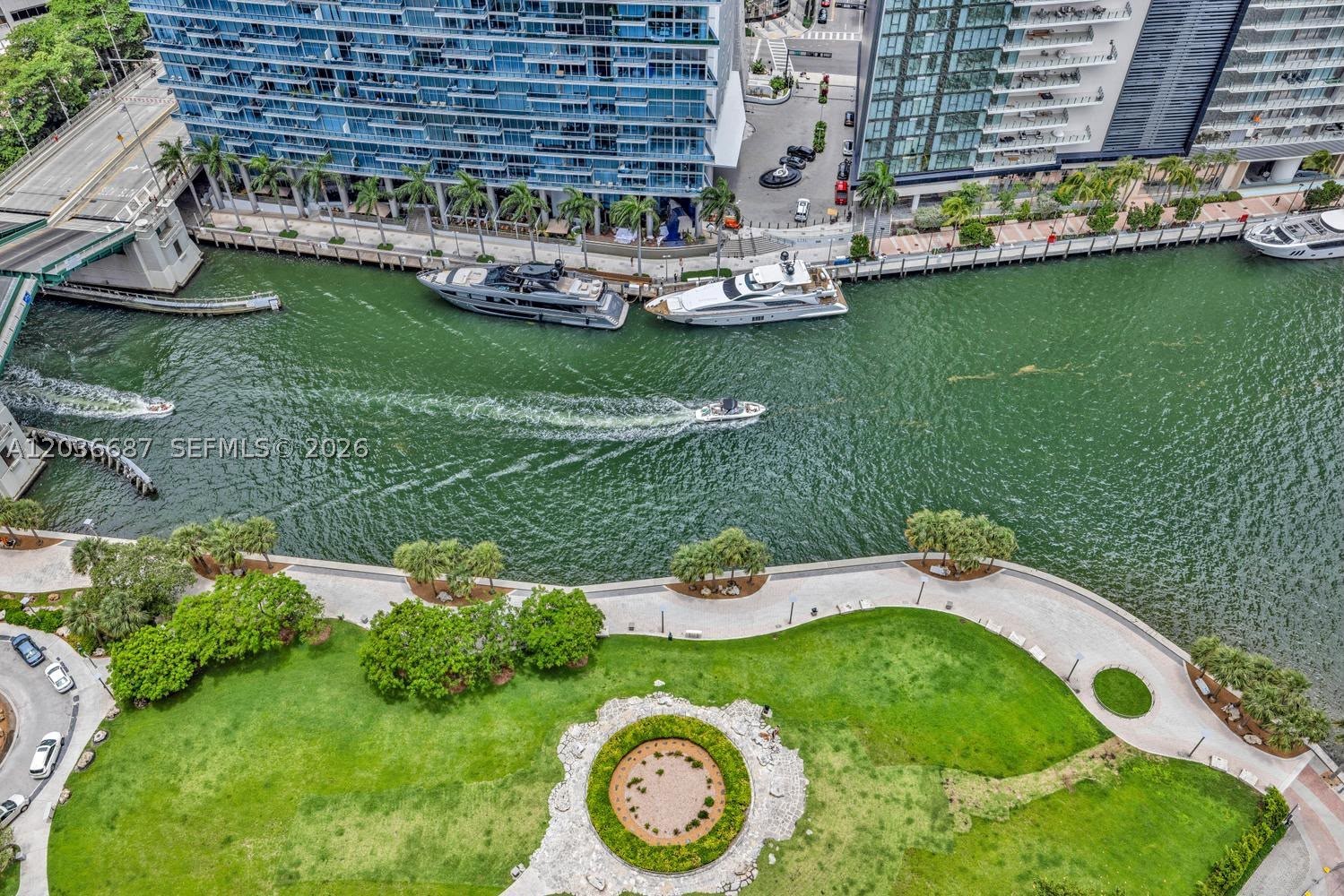 image Icon Brickell I0